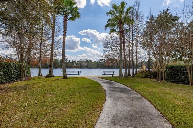 9484 WALNUT CREST DRIVE, Orlando, FL 32832