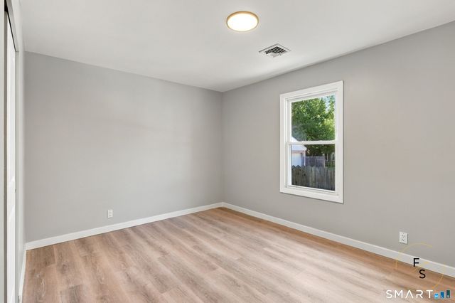87 Oxford Drive, East Hartford, CT 06118