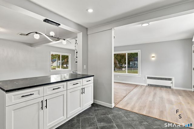 87 Oxford Drive, East Hartford, CT 06118