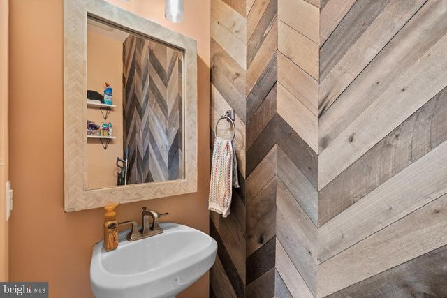 1338 LOWMAN ST, Baltimore, MD 21230