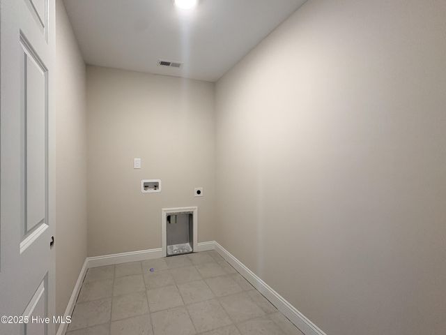 903 Wild Azalea Way, Hubert, NC 28539