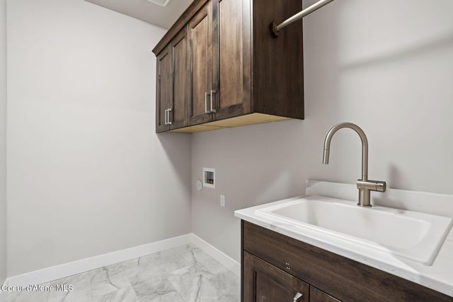 4444 W Hide Away LN, Coeur D'alene, ID 83815