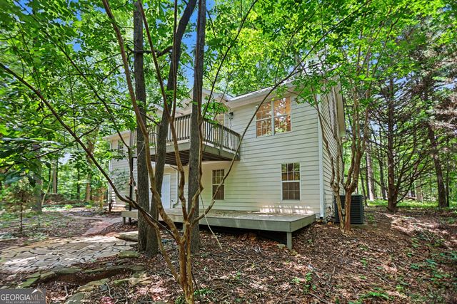 105 Creek View Drive, Hoschton, GA 30548