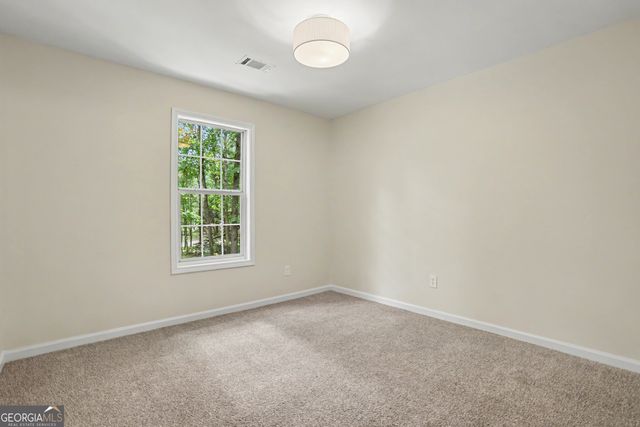 105 Creek View Drive, Hoschton, GA 30548