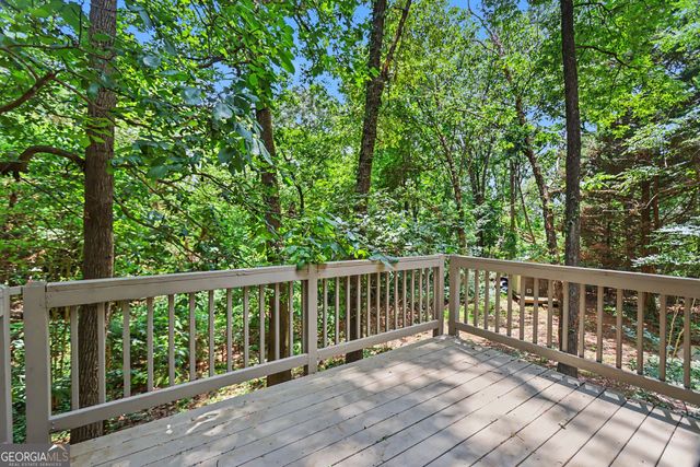 105 Creek View Drive, Hoschton, GA 30548