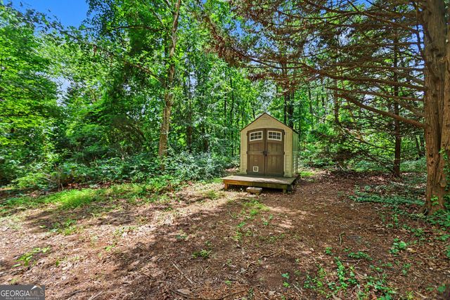 105 Creek View Drive, Hoschton, GA 30548