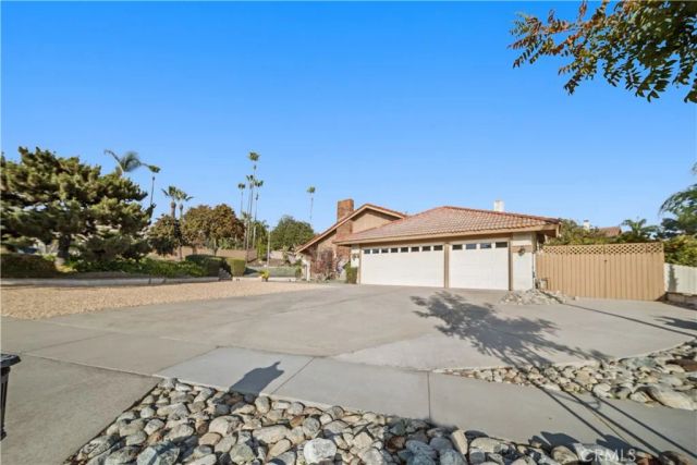 1756 Rosewood, Upland, CA 91784