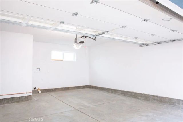 14622 Vanowen, Van Nuys, CA 91405