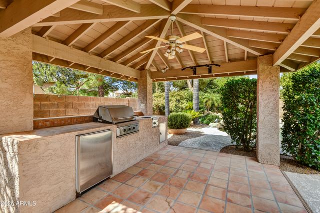 6819 E WINCHCOMB Drive, Scottsdale, AZ 85254