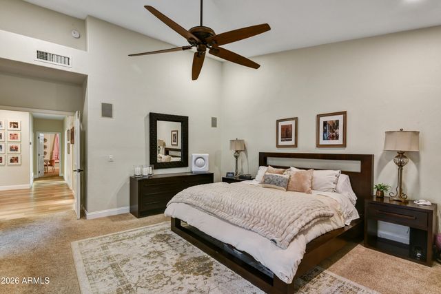 6819 E WINCHCOMB Drive, Scottsdale, AZ 85254