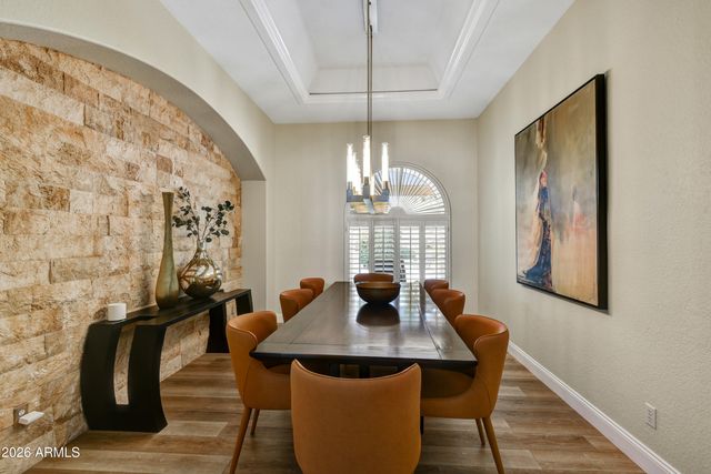 6819 E WINCHCOMB Drive, Scottsdale, AZ 85254