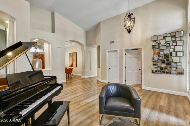 6819 E WINCHCOMB Drive, Scottsdale, AZ 85254