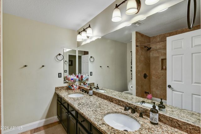 6819 E WINCHCOMB Drive, Scottsdale, AZ 85254
