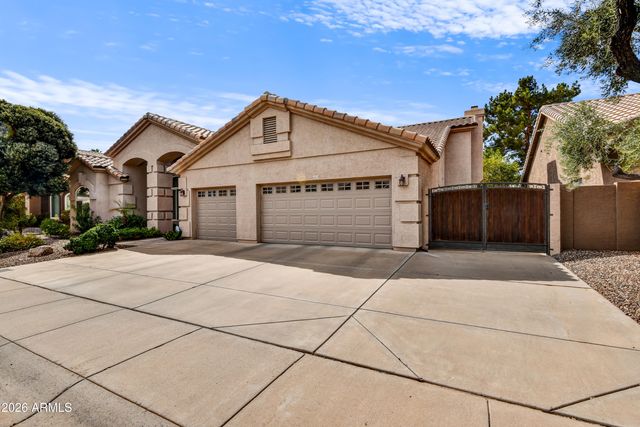 6819 E WINCHCOMB Drive, Scottsdale, AZ 85254