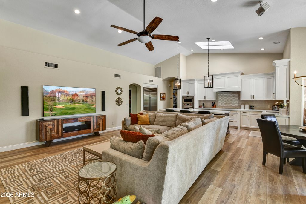 6819 E WINCHCOMB Drive, Scottsdale, AZ 85254 — photo 3