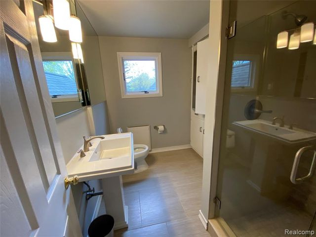 961 Nampa Court, Troy, MI 48084