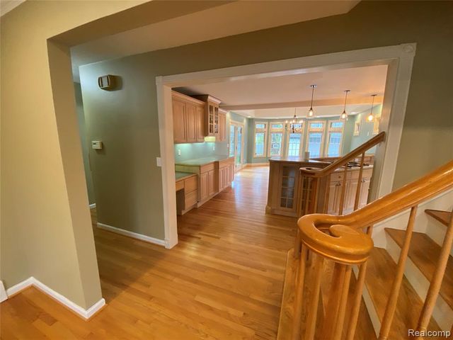 961 Nampa Court, Troy, MI 48084