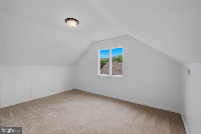 1838 FULTON RD, Hedgesville, WV 25427