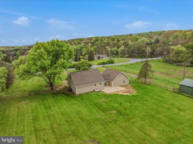 1838 FULTON RD, Hedgesville, WV 25427