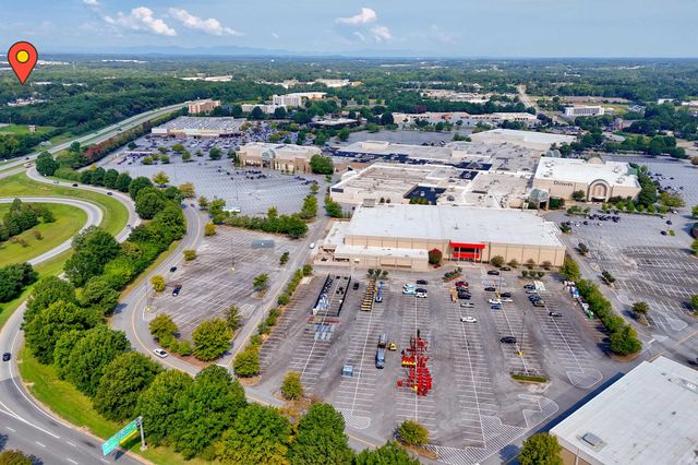 1314 Shoresbrook Road, Spartanburg, SC 29301