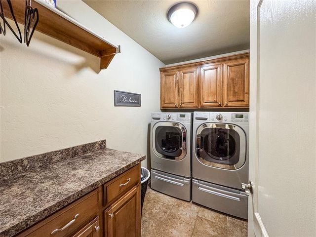 1412 Camber Street, Yukon, OK 73099