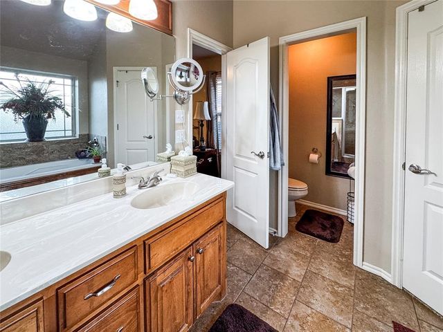 1412 Camber Street, Yukon, OK 73099