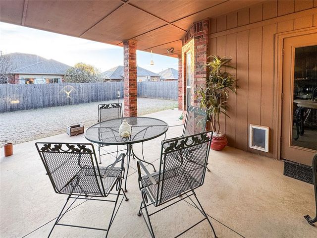 1412 Camber Street, Yukon, OK 73099