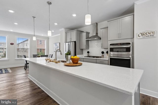 139 DICKENSON DR, Gaithersburg, MD 20878