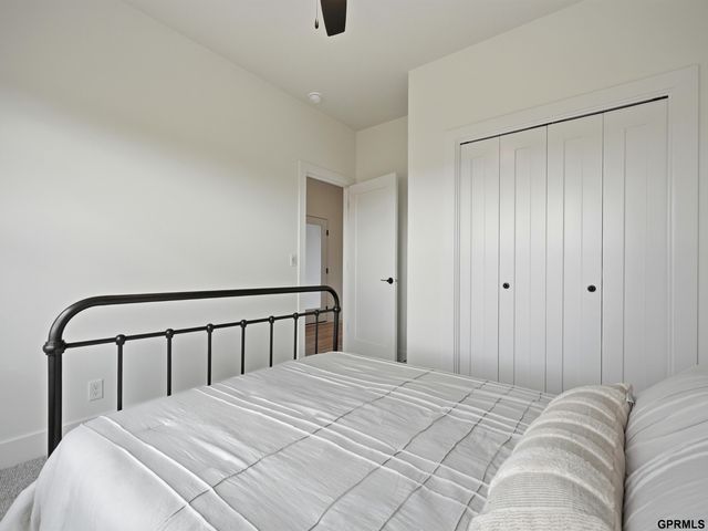 12421 S 89 Avenue, Papillion, NE 68046