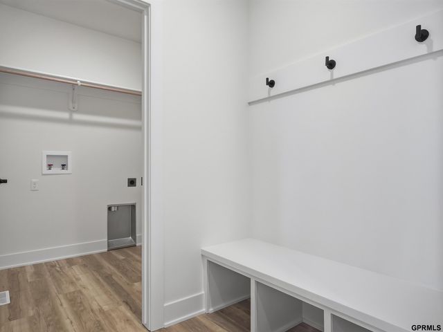 12421 S 89 Avenue, Papillion, NE 68046