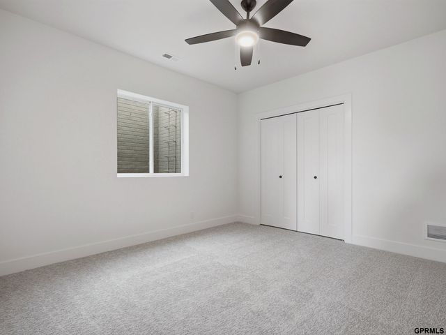 12421 S 89 Avenue, Papillion, NE 68046