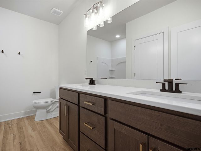 12421 S 89 Avenue, Papillion, NE 68046