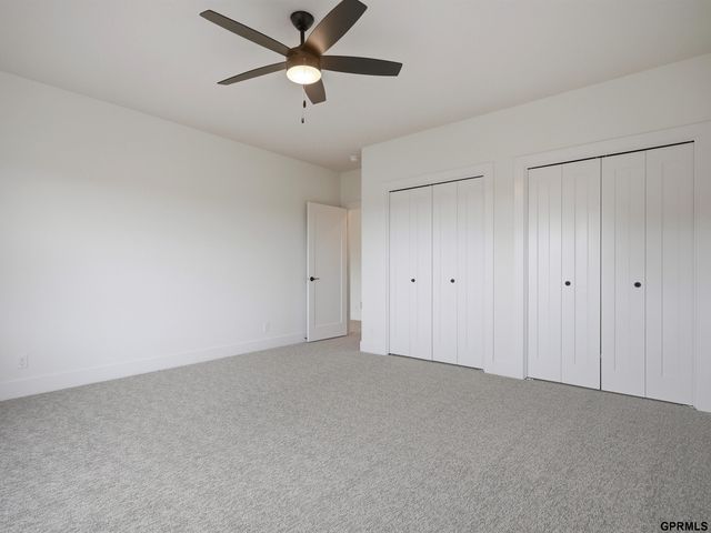 12421 S 89 Avenue, Papillion, NE 68046