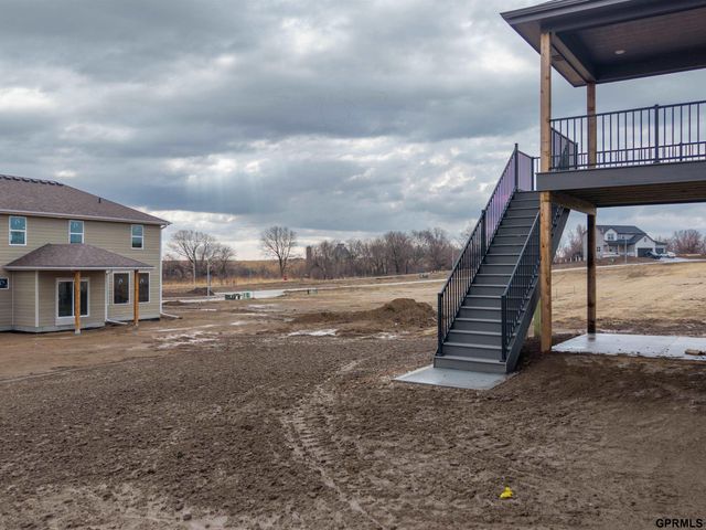 12421 S 89 Avenue, Papillion, NE 68046