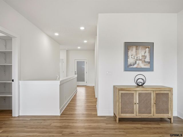 12421 S 89 Avenue, Papillion, NE 68046