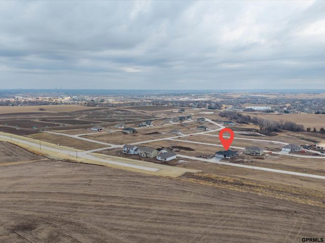 12421 S 89 Avenue, Papillion, NE 68046