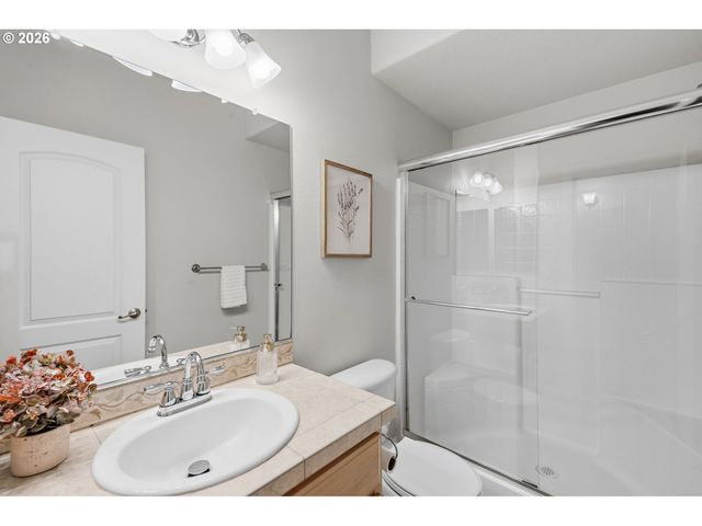 12668 Sw REMBRANDT Ln, Portland, OR 97224