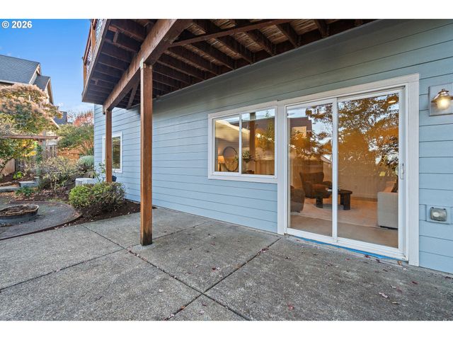 12668 Sw REMBRANDT Ln, Portland, OR 97224