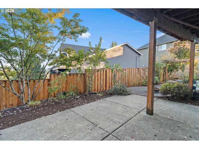 12668 Sw REMBRANDT Ln, Portland, OR 97224