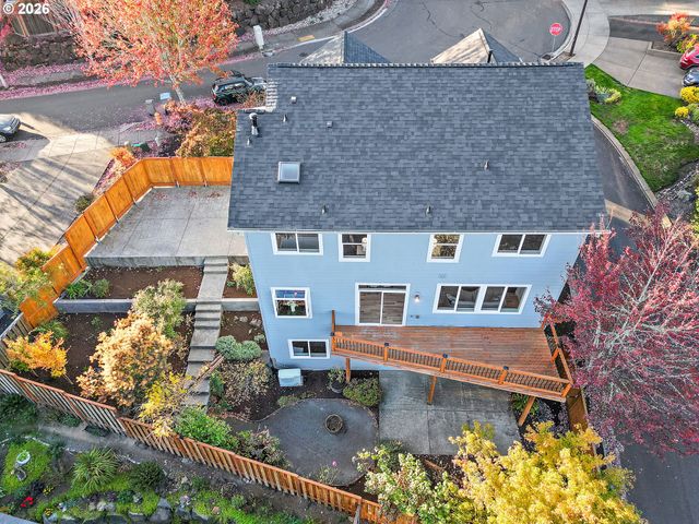 12668 Sw REMBRANDT Ln, Portland, OR 97224