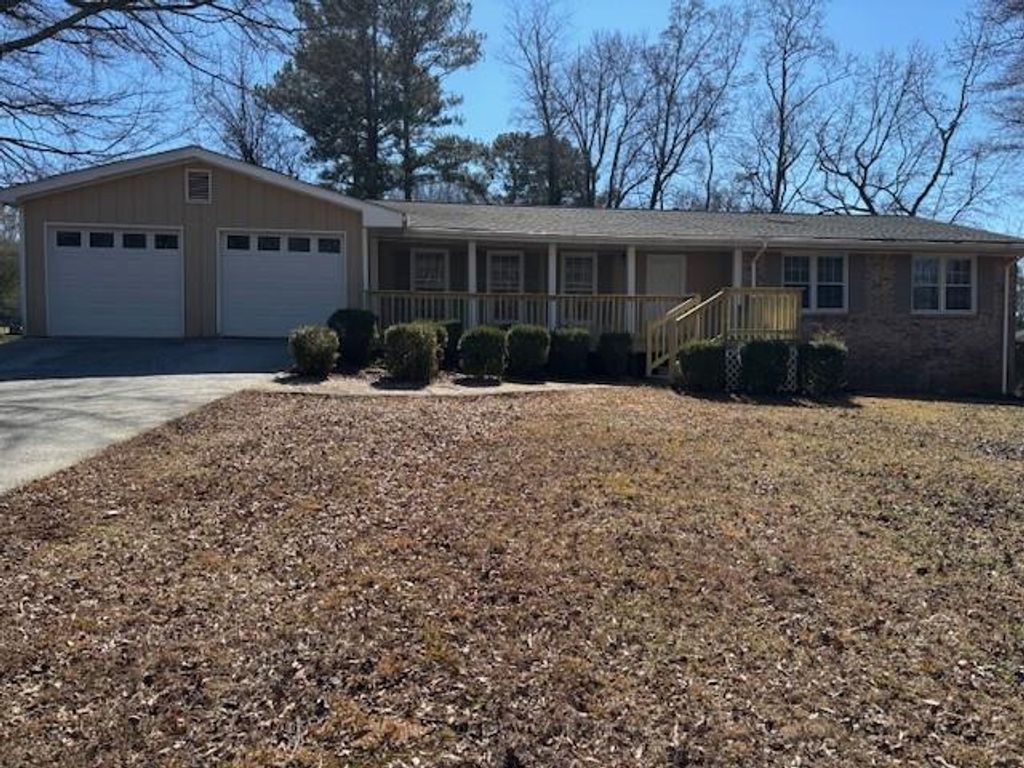 2874 Jordan Woods Drive, Lawrenceville, GA 30044