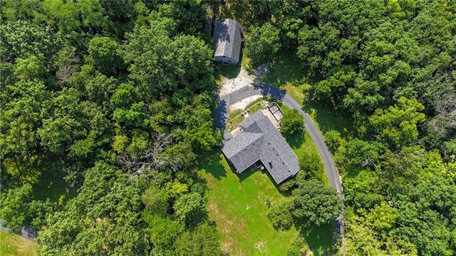 7201 Snow Drive, Holt, MO 64048