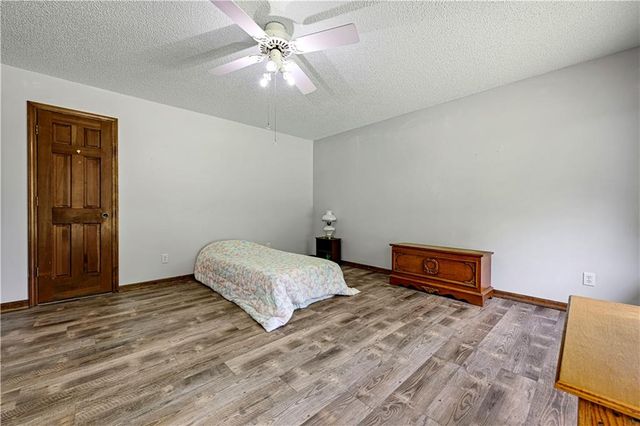 7201 Snow Drive, Holt, MO 64048