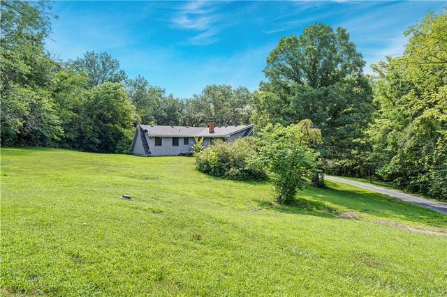 7201 Snow Drive, Holt, MO 64048