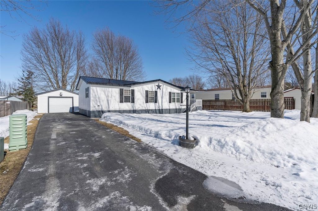 17481 US Route 11, Watertown Town, NY 13601