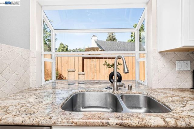 1763 Jennifer Dr, Livermore, CA 94550