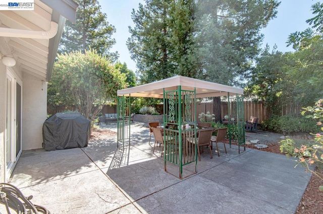 1763 Jennifer Dr, Livermore, CA 94550