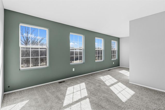 253 Stonegate W, Pontiac, MI 48341