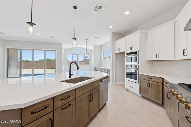 21569 W PIERSON Street, Buckeye, AZ 85396