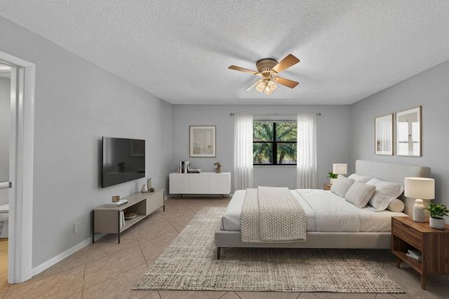 660 Deer Creek Edgewater Drive, Deerfield Beach, FL 33442